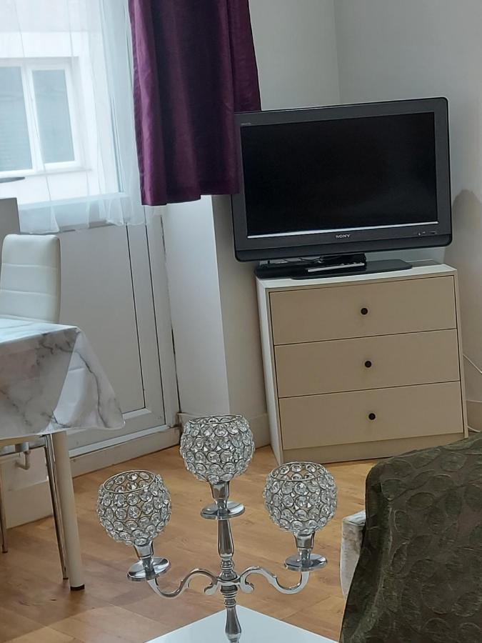 Lux Apartment In Gatwick Crawley (West Sussex) Exterior foto