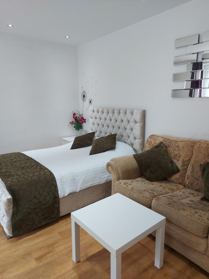 Lux Apartment In Gatwick Crawley (West Sussex) Exterior foto